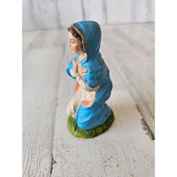 Vintage porcelain Mary Nativity village religious decor - Picture 2 of 9